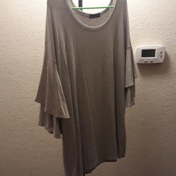 Shirt - Picture 2 of 2